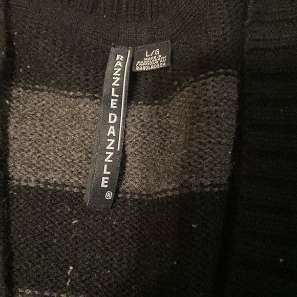 Large Sweater - Picture 2 of 4